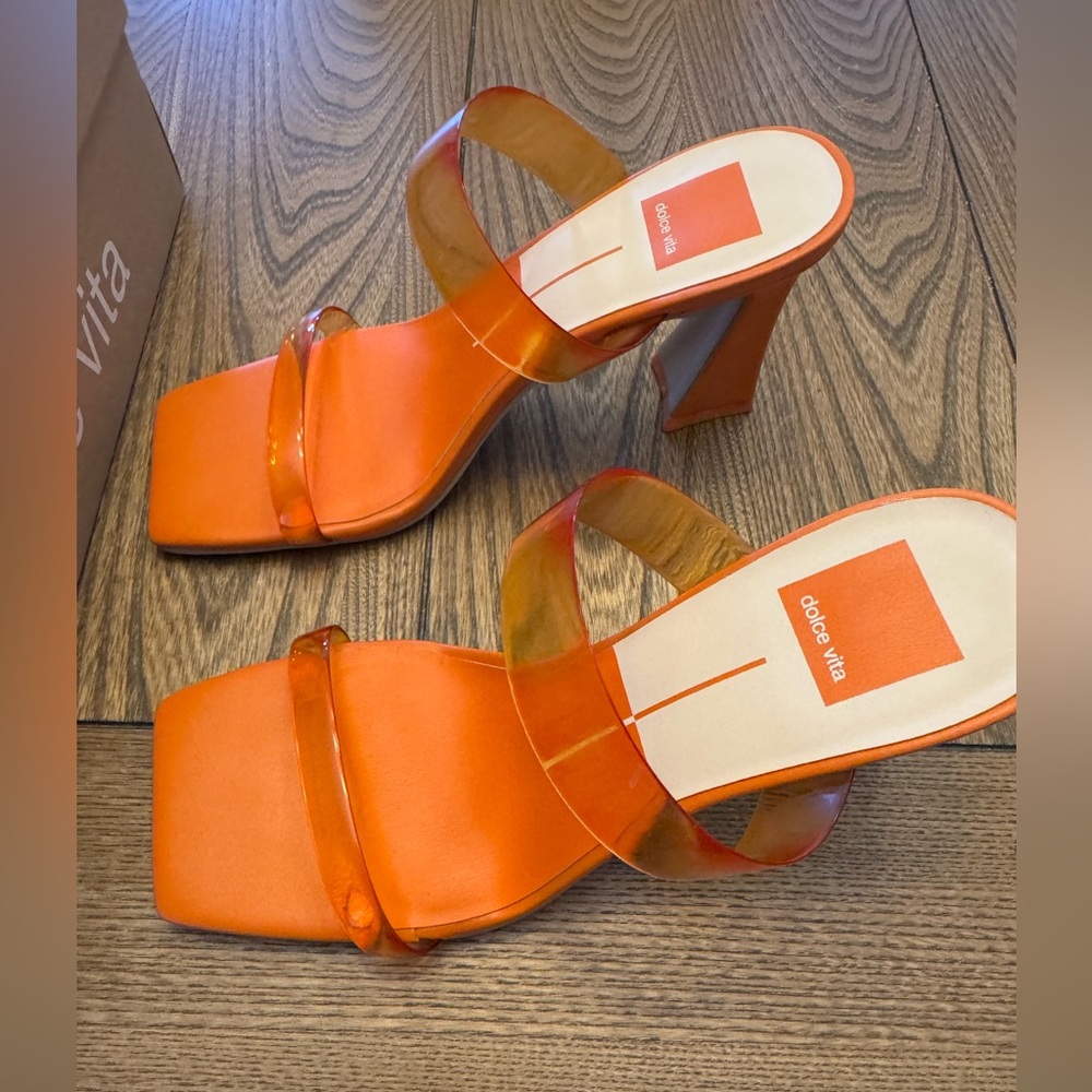 Dolce Vita Novah Tangerine Size 7